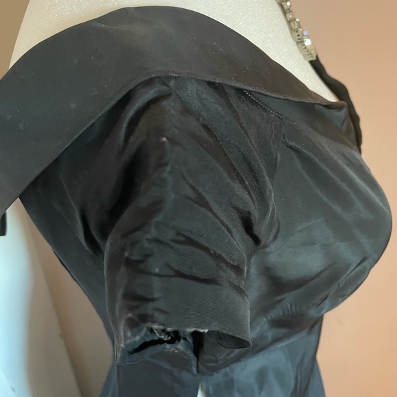 True 1950’s Vintage Jean Allen London dress, full circle skirt with pleats! - Picture 11 of 12